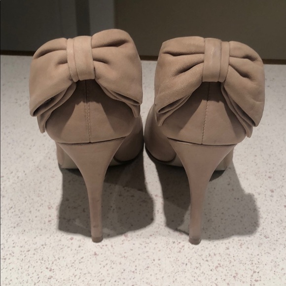 Nine West bow heel - Picture 2 of 3